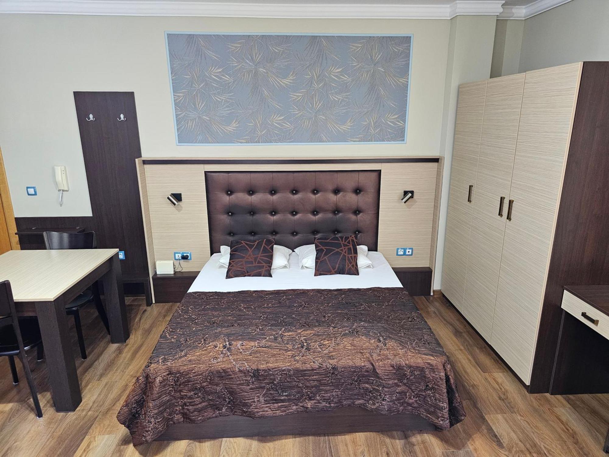 Cosy Studio 9 Св. Св. Константин и Елена Екстериор снимка