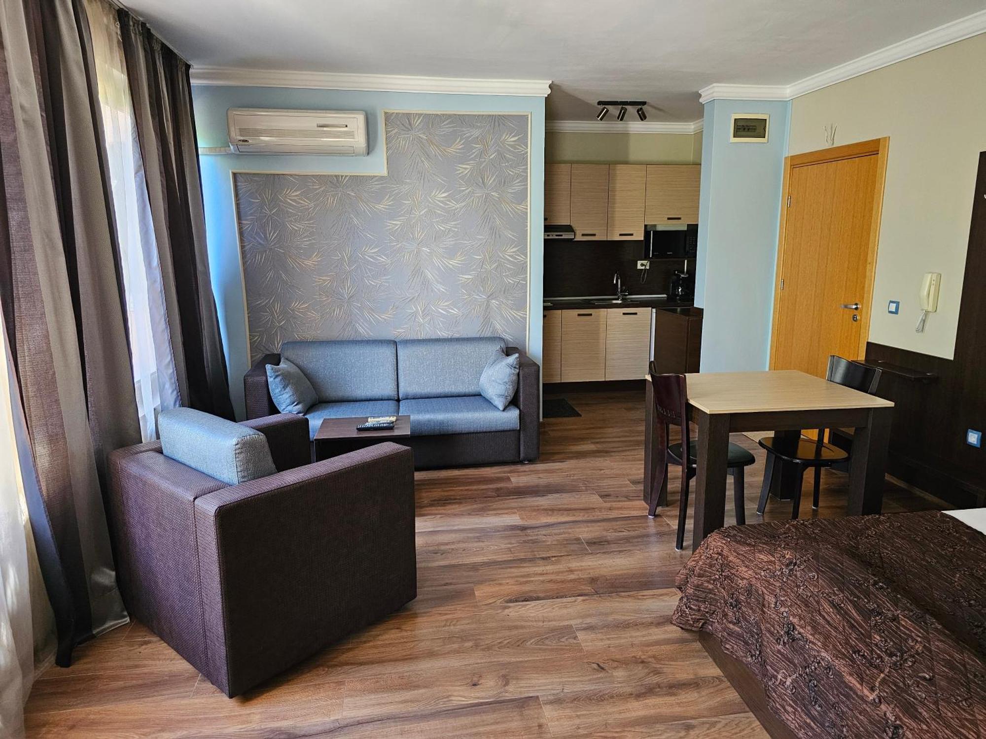 Cosy Studio 9 Св. Св. Константин и Елена Екстериор снимка